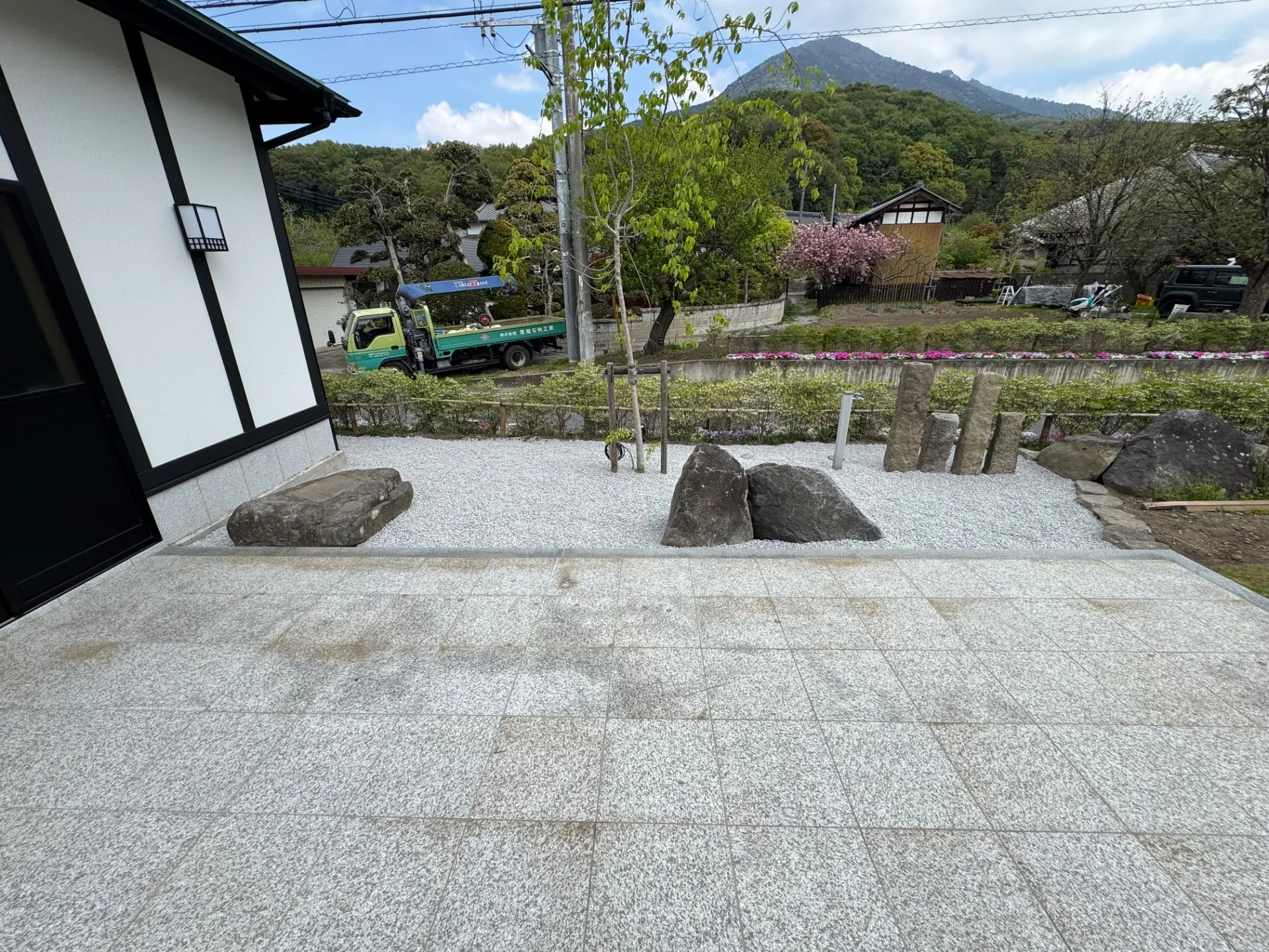 庭石、処分するならデザインとして活用を！！